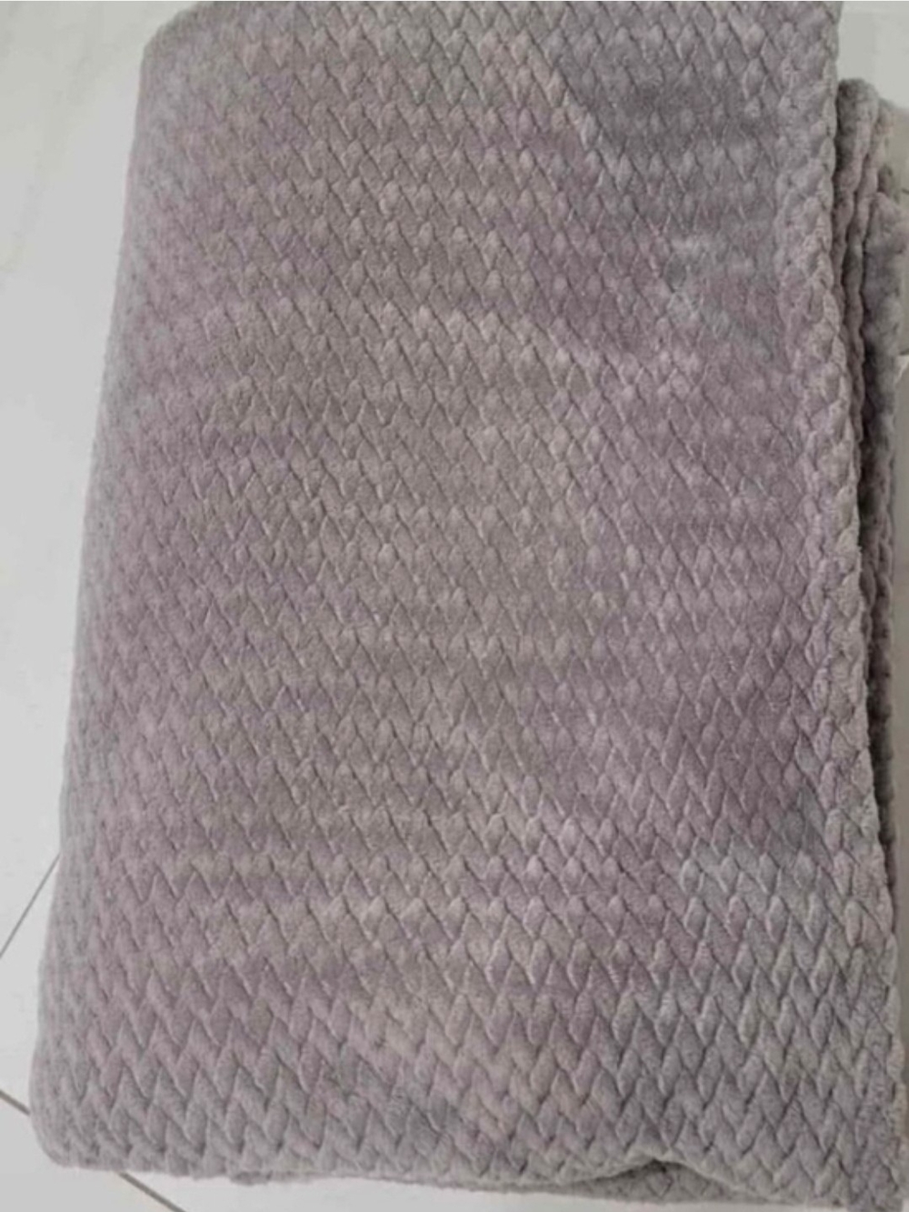 Plush Quilted Microfiber Throw Blanket - Light Gray